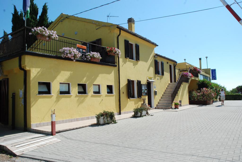 Camping Village Mar Y Sierra San Costanzo Zewnętrze zdjęcie