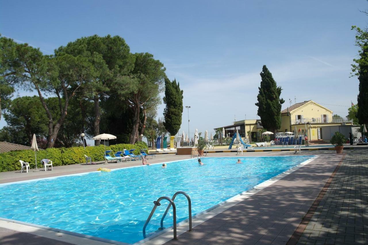 Camping Village Mar Y Sierra San Costanzo Zewnętrze zdjęcie