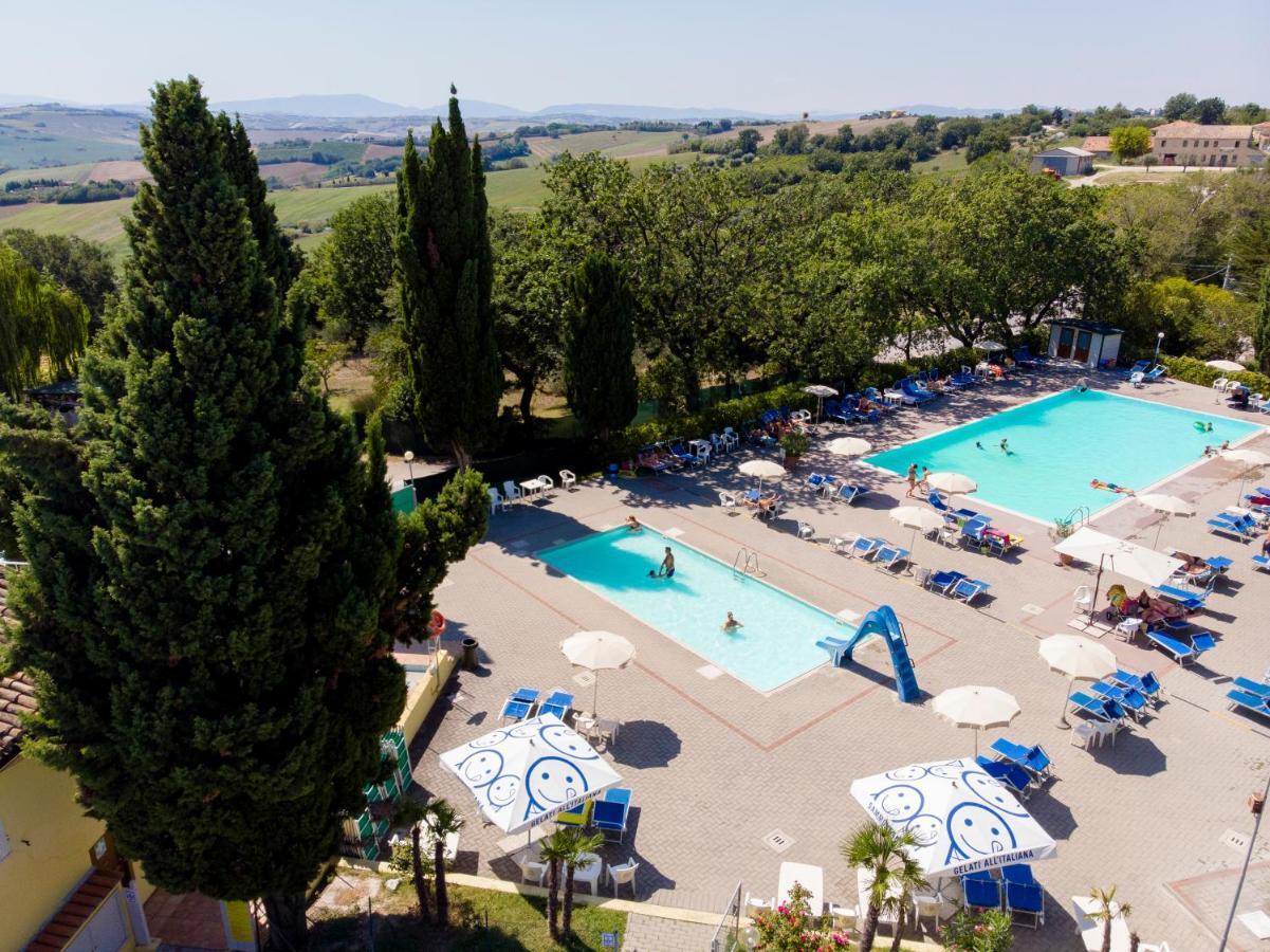 Camping Village Mar Y Sierra San Costanzo Zewnętrze zdjęcie